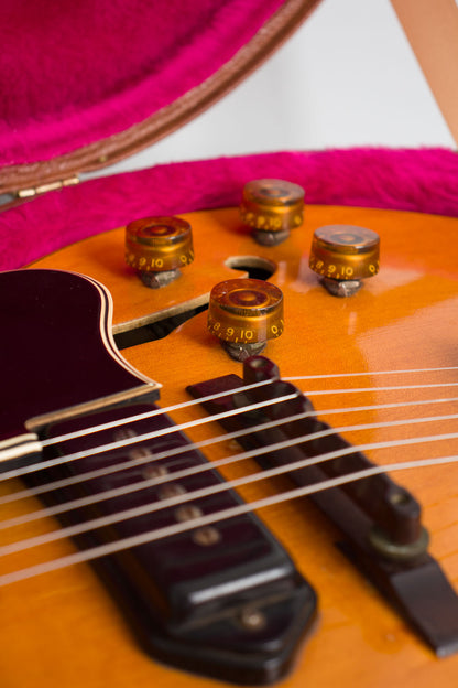 Gibson ES-175DN Arch Top Hollow Body Electric Guitar (1954)