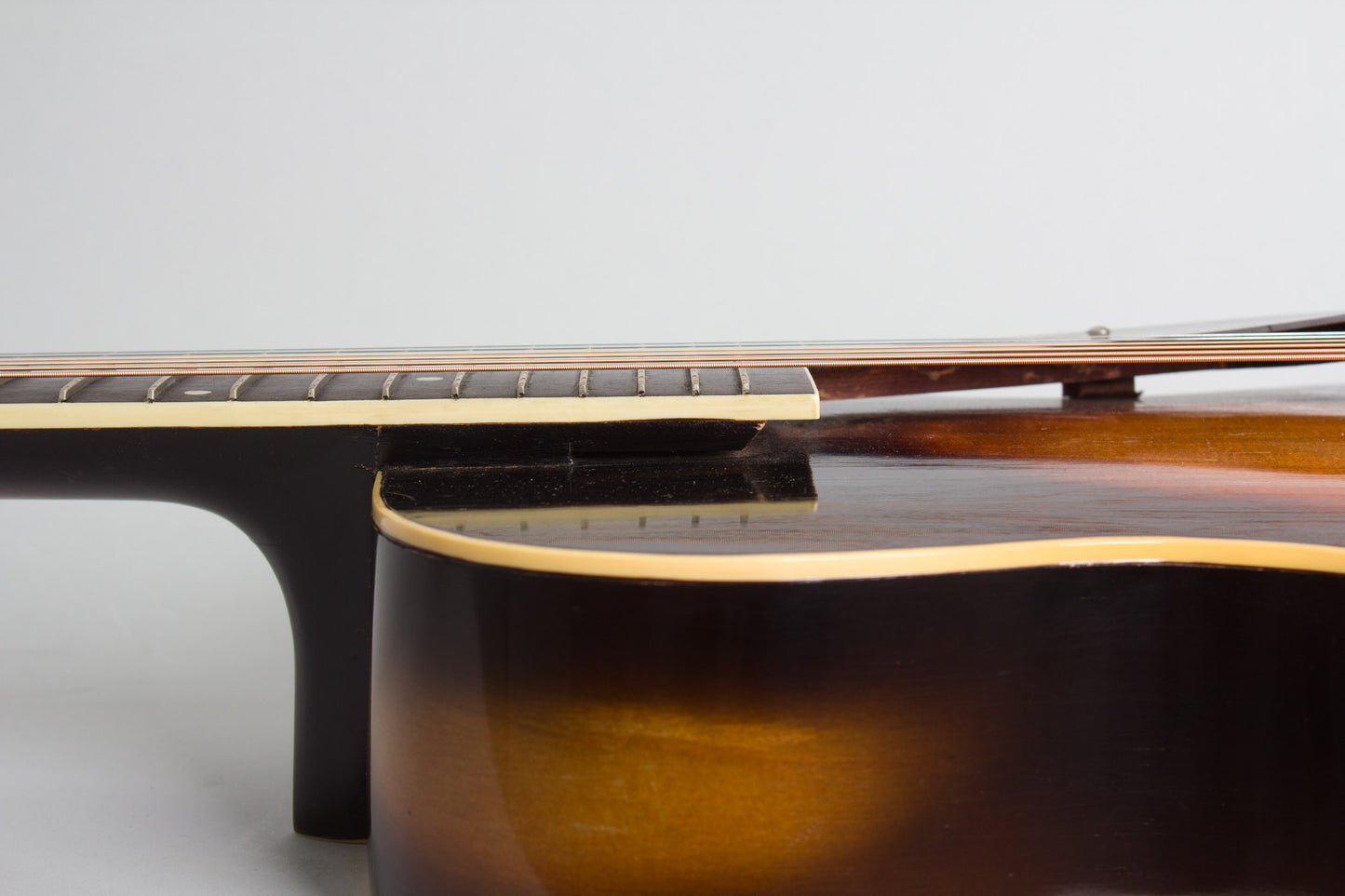 Vivi-Tone Acousti-Guitar Acoustic Guitar (1936)