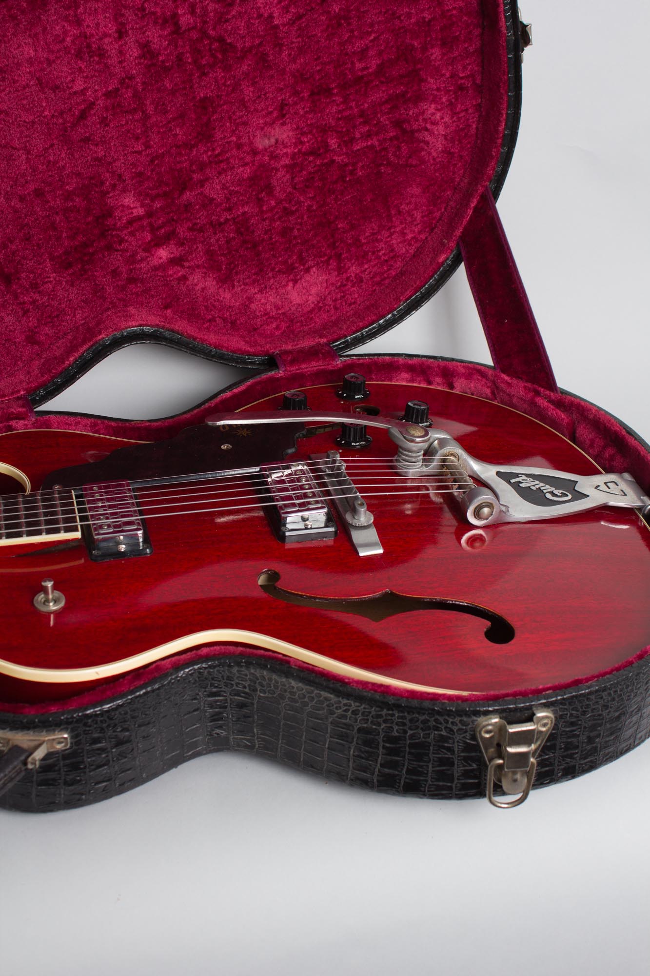 Guild Starfire III Thinline Hollow Body Electric Guitar (1965)