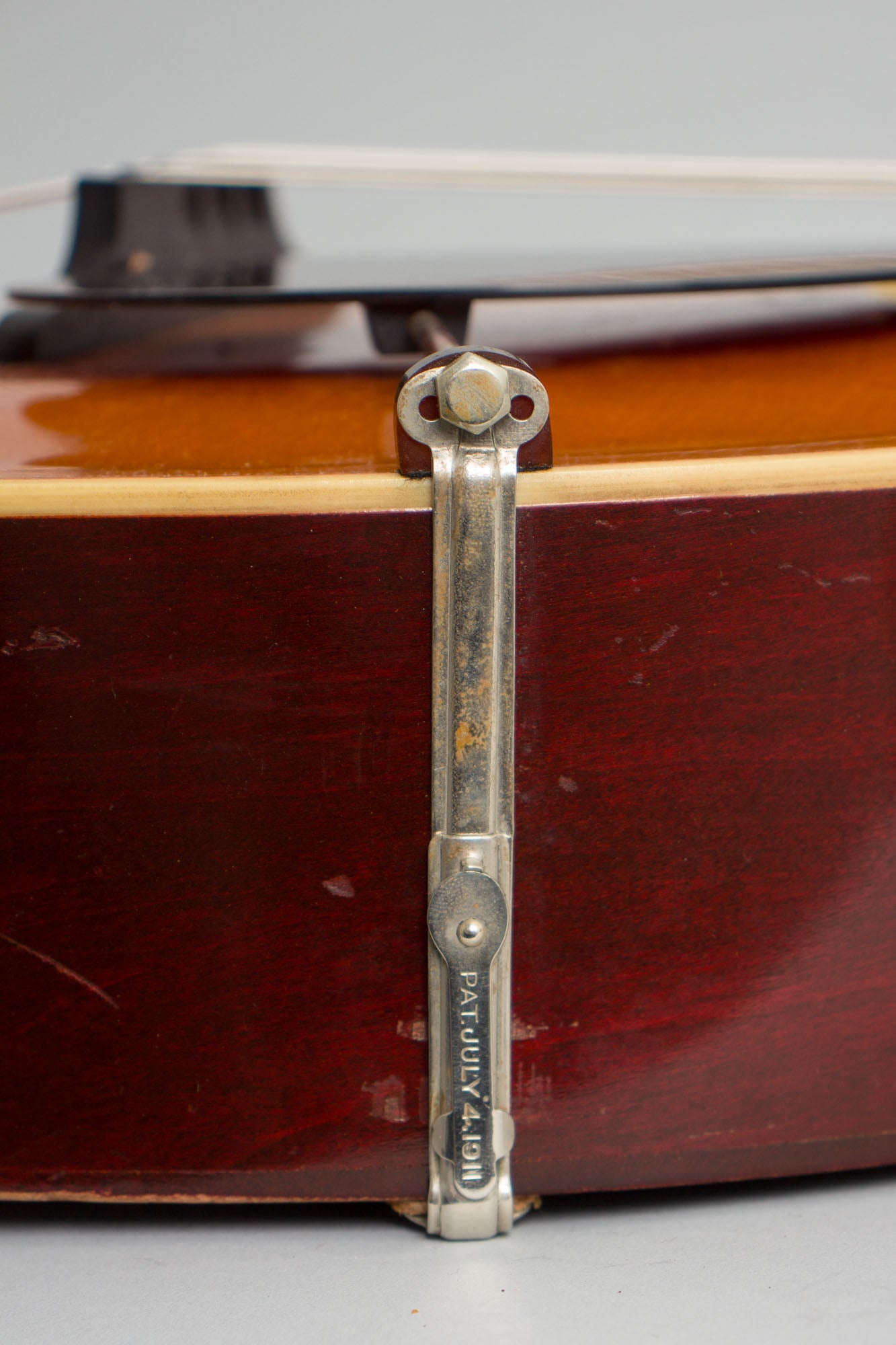 Gibson K-1 Carved Top Mandocello (1918)