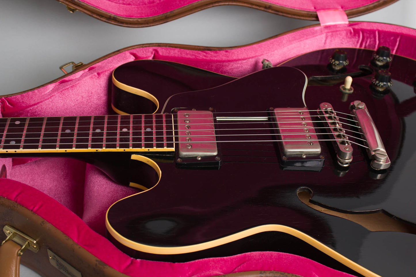 Gibson ES-335 DOT Semi-Hollow Body Electric Guitar (1982)