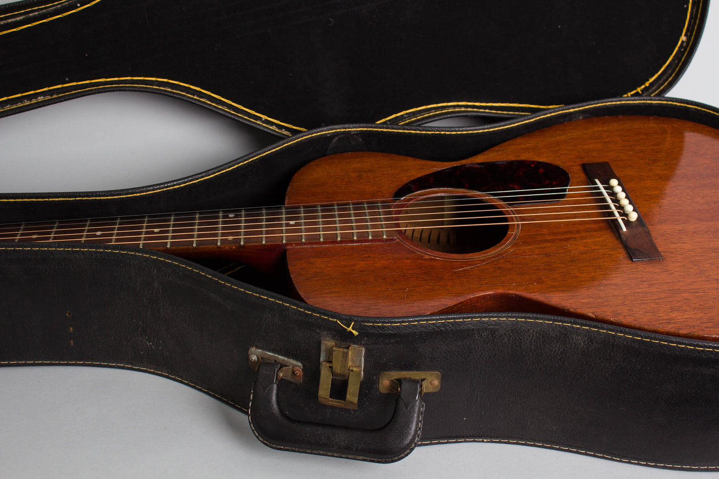 Guild M-20 Flat Top Acoustic Guitar (1965)