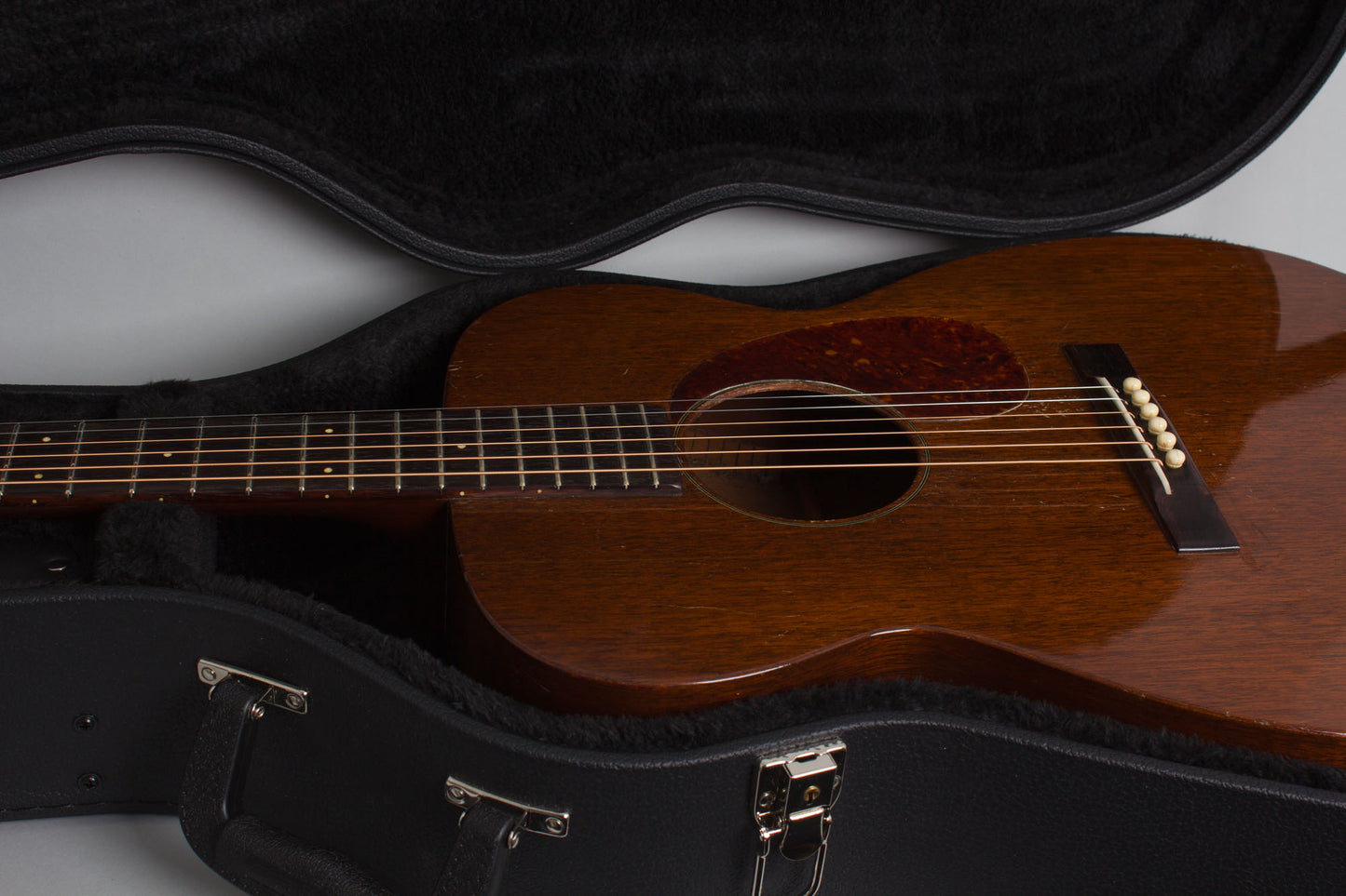 C. F. Martin 00-17 Flat Top Acoustic Guitar (1956)