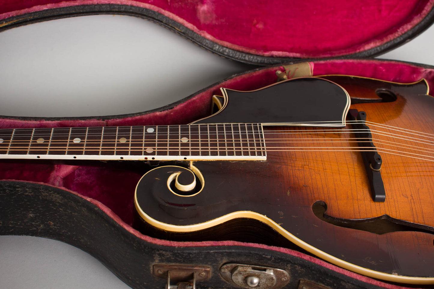 Gibson F-12 Carved Top Mandolin (1950)