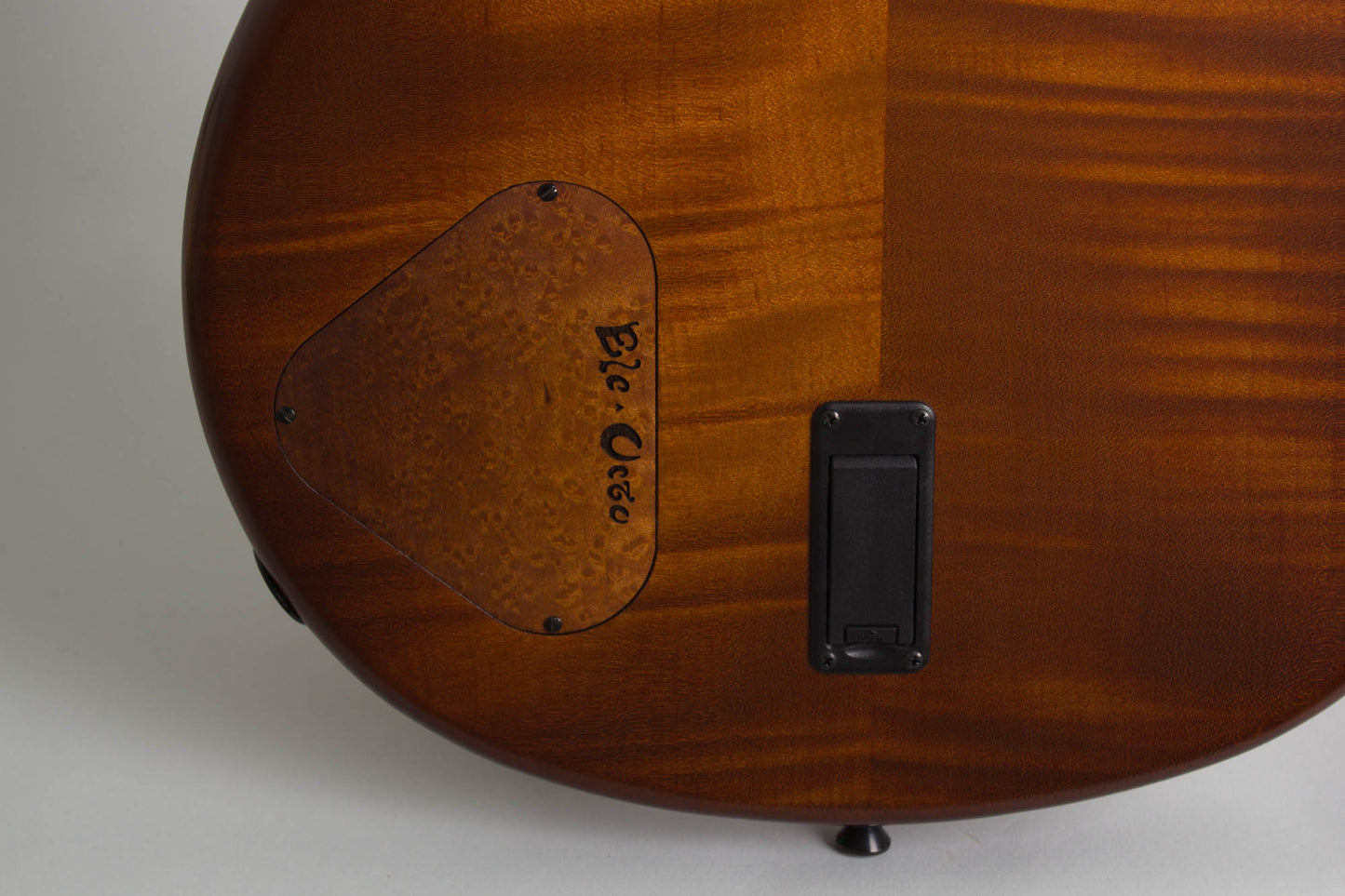 Northfield NFO-EL2 Elc-Octo solid body electric Octave Mandolin (2024)