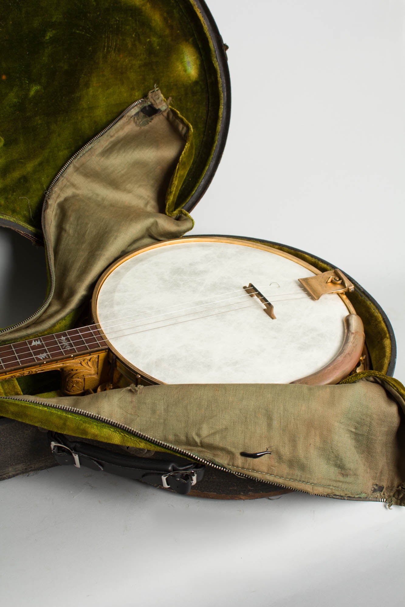 Paramount Style E Tenor Banjo (1927)