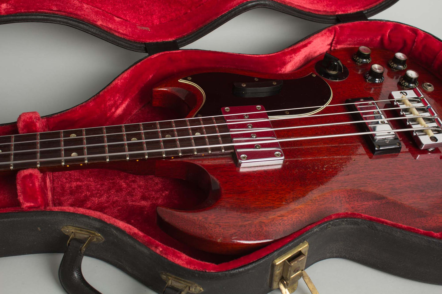 Gibson EB-3 Solid Body Electric Bass Guitar (1968)
