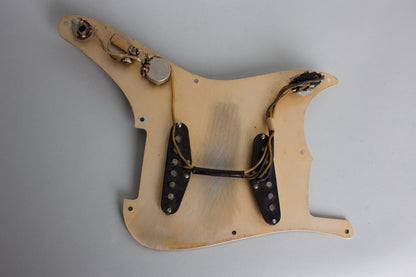 Fender Duo-Sonic Solid Body Electric Guitar (1958)