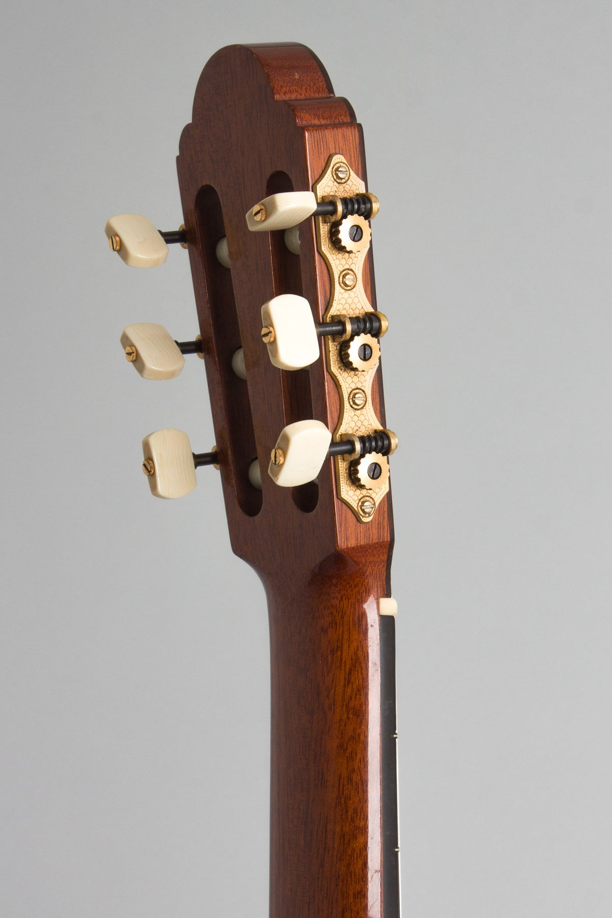 Manuel Velazquez Classical Guitar (1990)