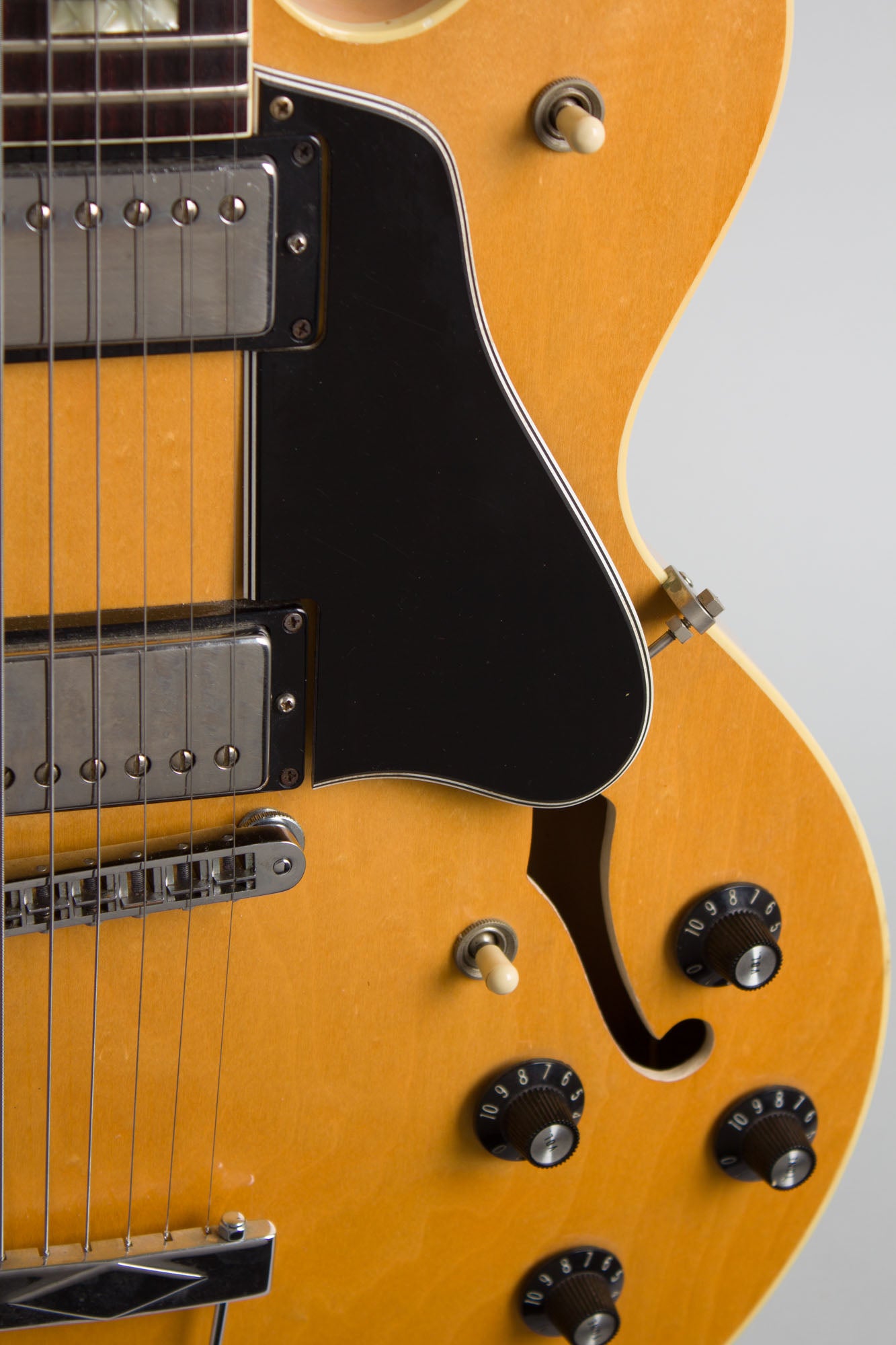 Gibson ES-335TD Semi-Hollow Body Electric Guitar (1981)