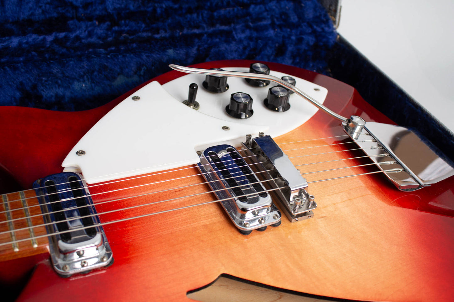 Rickenbacker Model 335 Semi-Hollow Body Electric Guitar (1966)