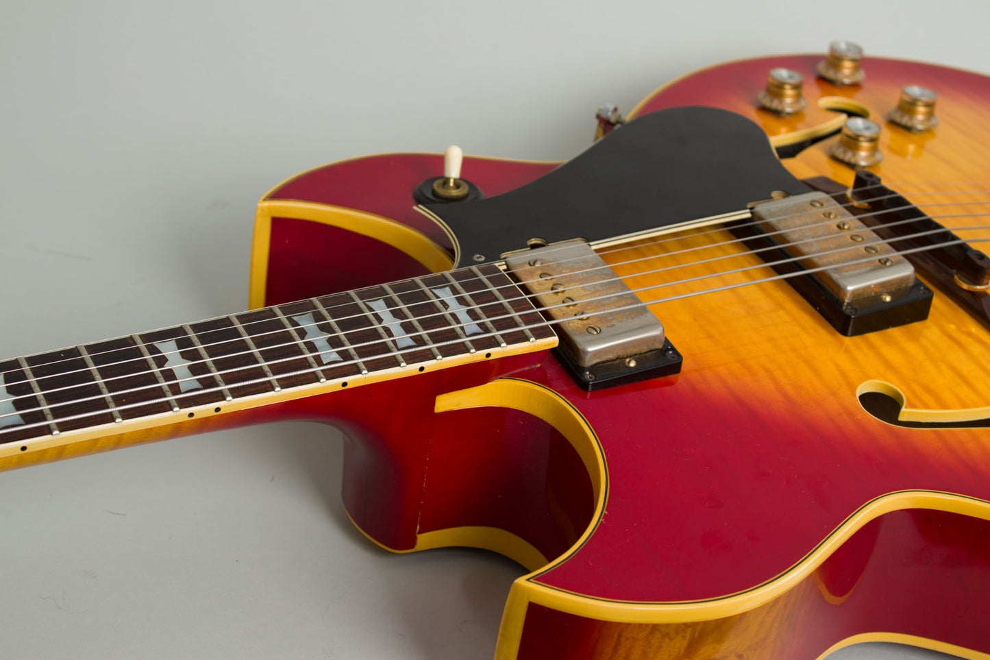 Gibson Barney Kessel Custom Arch Top Hollow Body Electric Guitar (1966)