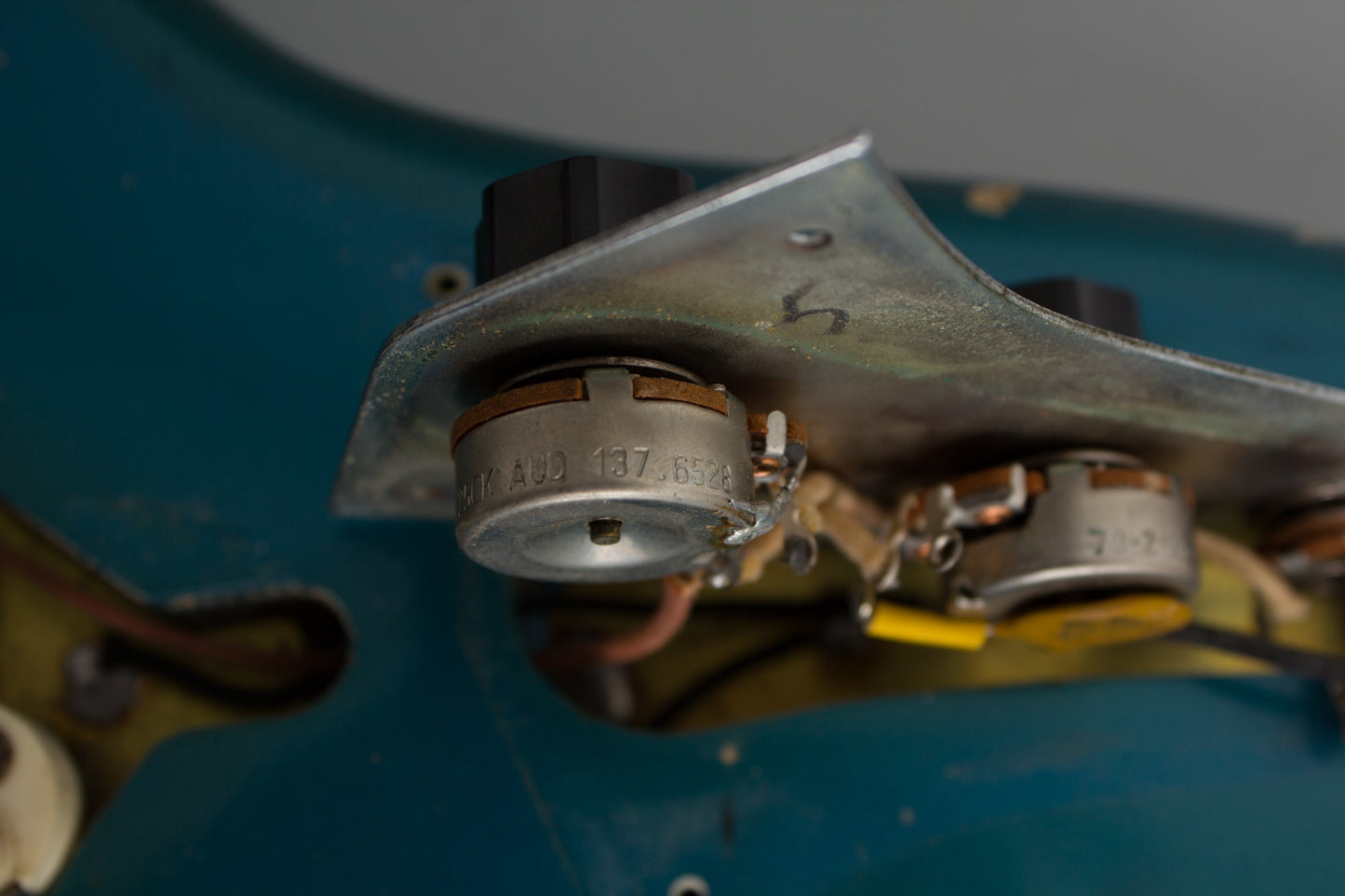 Fender Bass VI Electric 6-String Bass Guitar (1965)