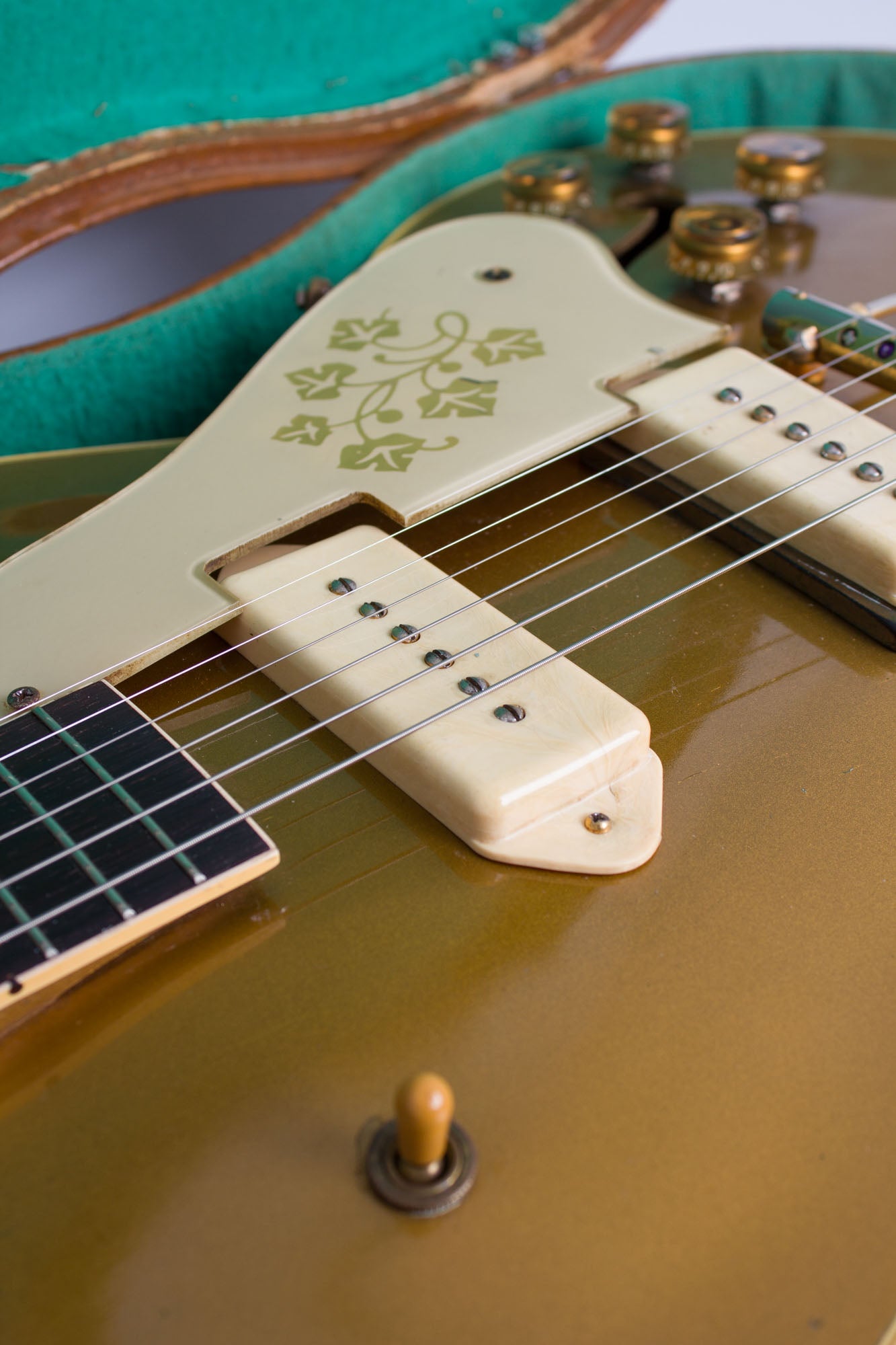 Gibson ES-295 Arch Top Hollow Body Electric Guitar (1955)
