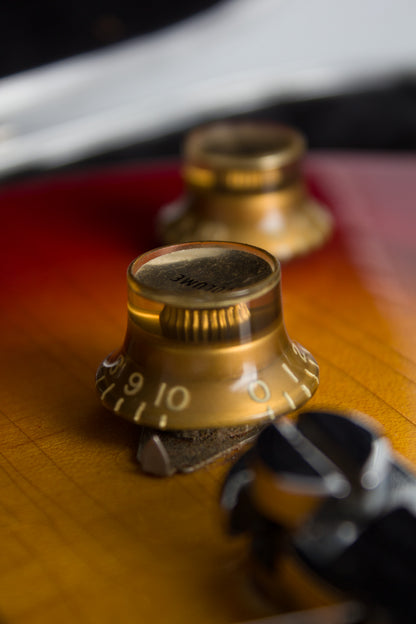 Gibson Les Paul Deluxe Solid Body Electric Guitar (1971)