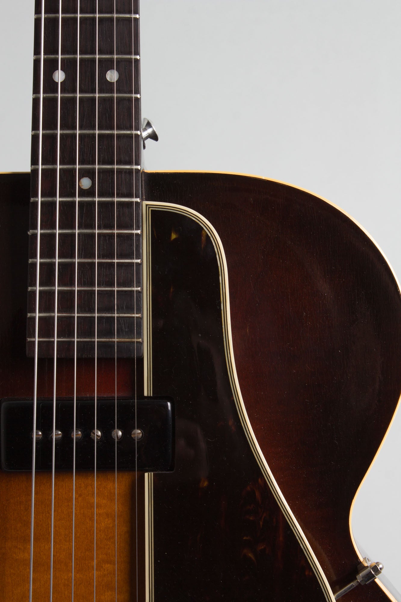 Gibson ES-150 Arch Top Hollow Body Electric Guitar (1947)