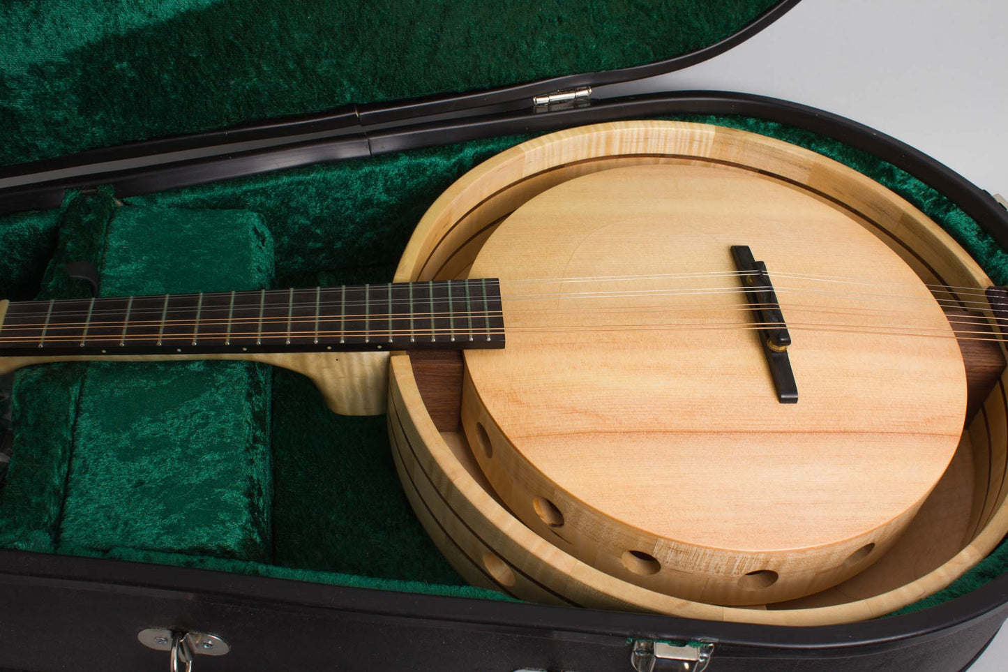 Round Acoustic Mandolin (2025)