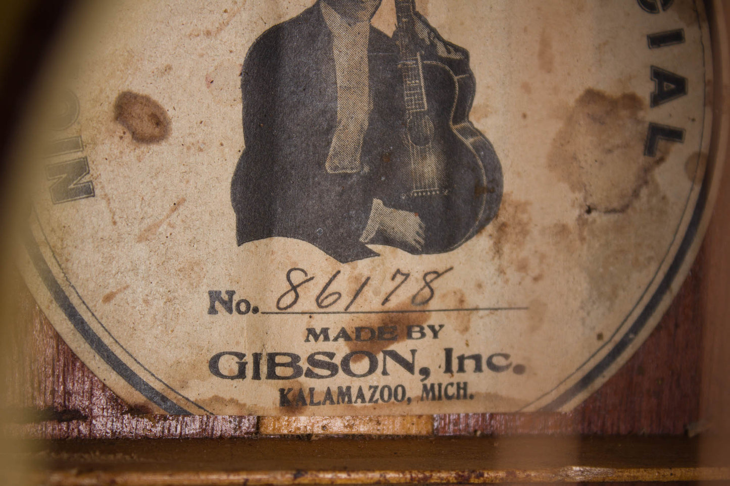 Gibson Nick Lucas Special Flat Top Acoustic Guitar (1930)