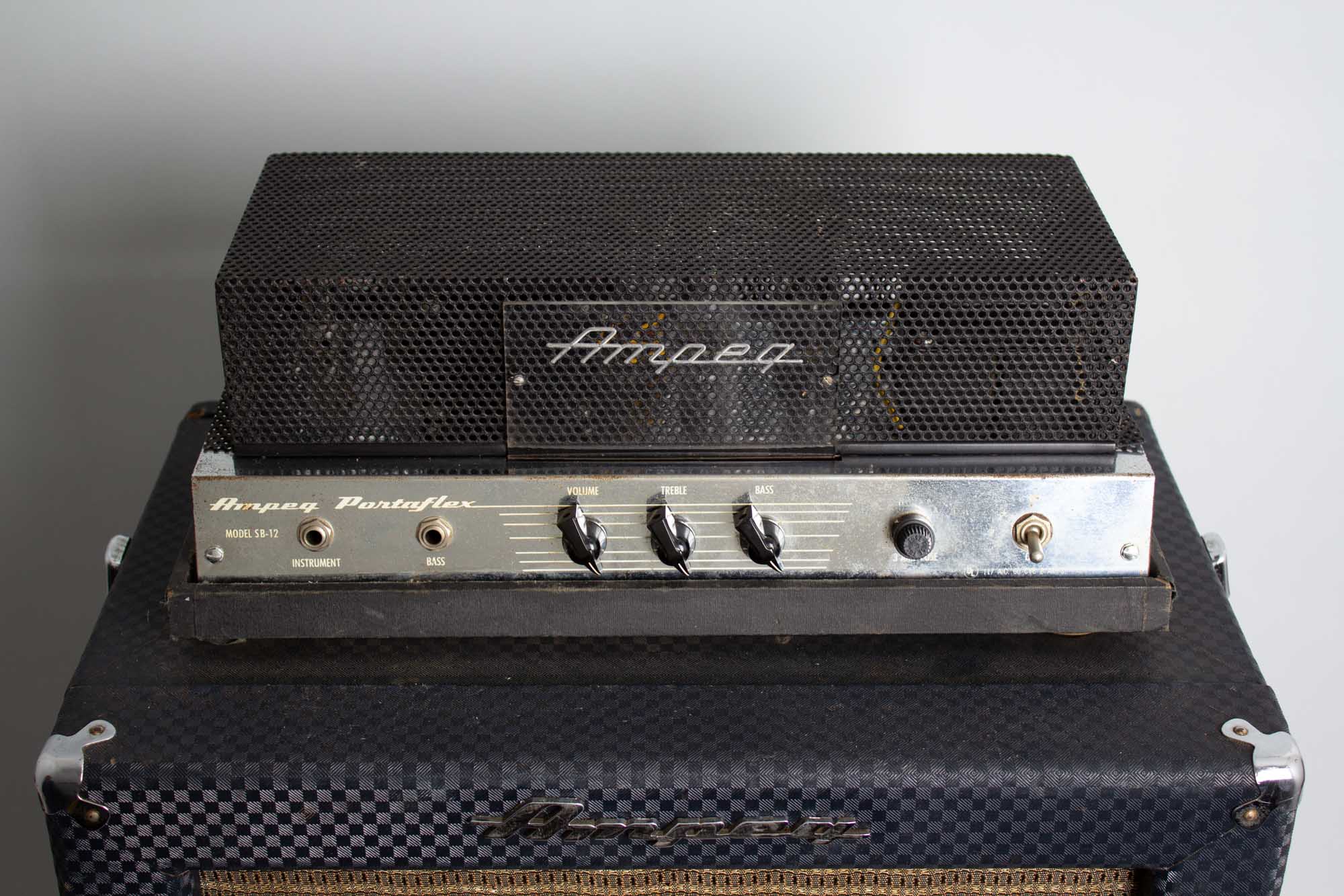 ベース VEROCITY Amp Bass Blend Amqeg SB-12 Ampeg SB-12 Fliptop Bass Amplifier (1967) – RetroFret