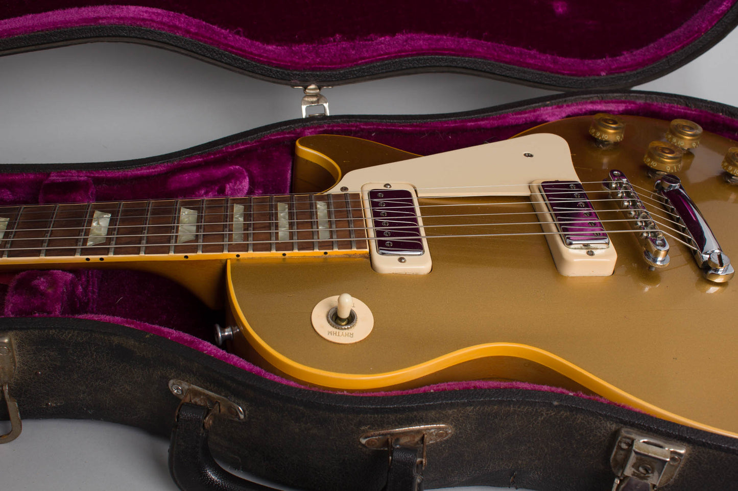 Gibson Les Paul Deluxe Solid Body Electric Guitar (1973)