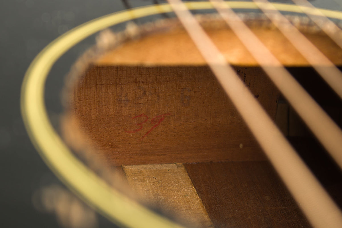 Gibson L-0 Flat Top Acoustic Guitar (1941)