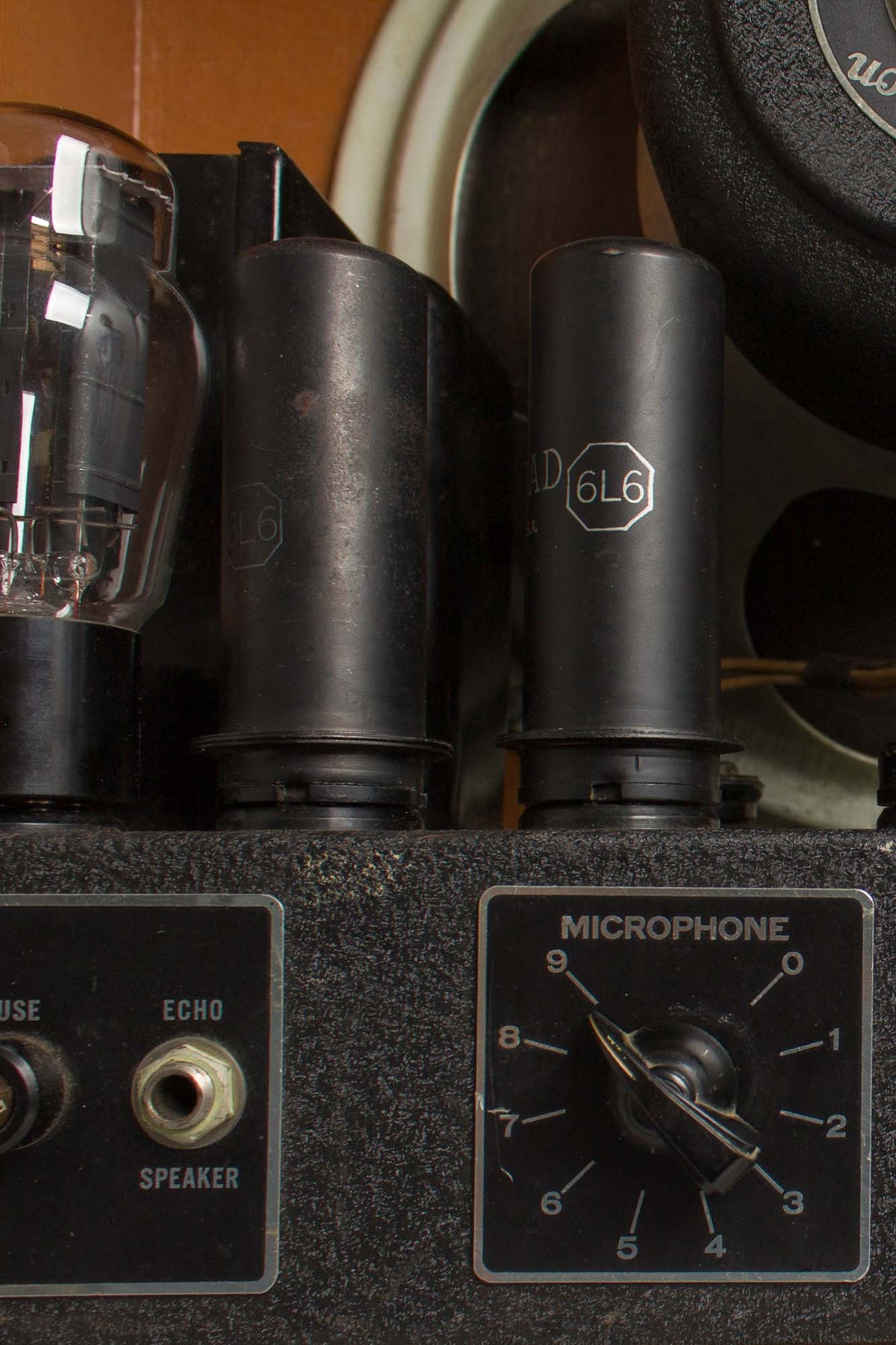 Gibson EH-150 Tube Amplifier (1940)