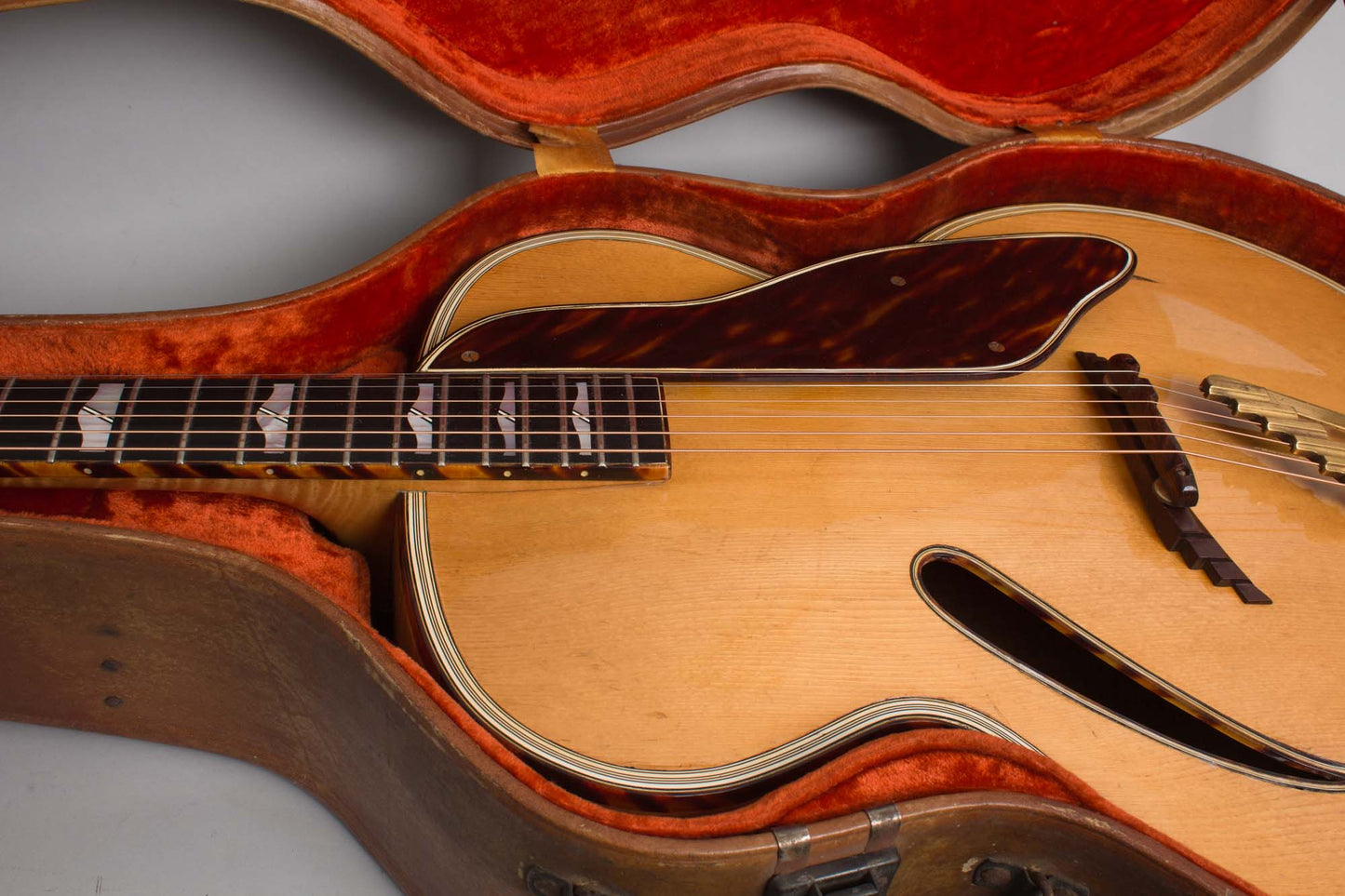 Gretsch Synchromatic 300 Arch Top Acoustic Guitar (1946)