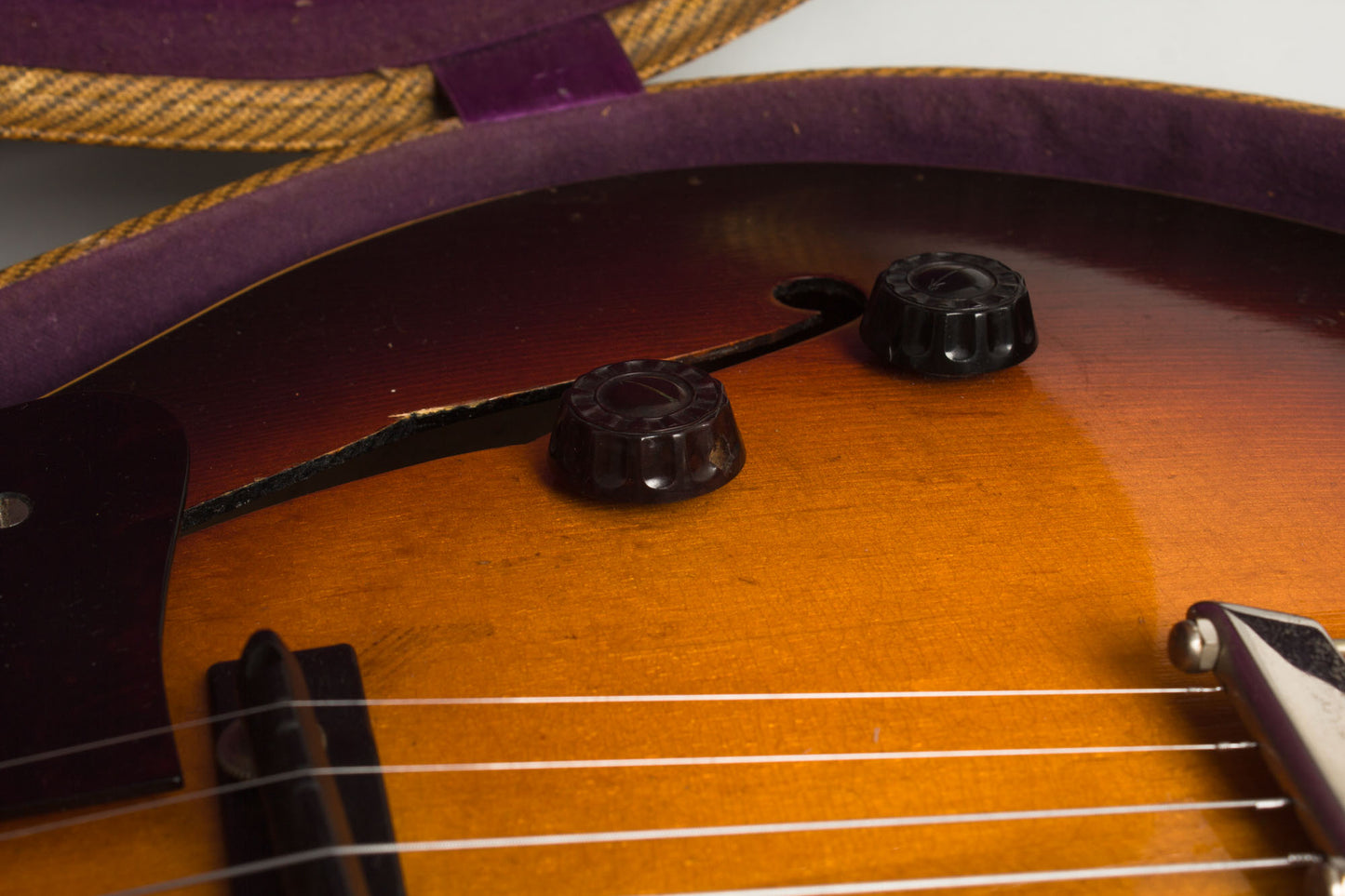 Gibson TG-50 With Charlie Christian Pickup Arch Top Hollow Body Electric Tenor Guitar (1940)