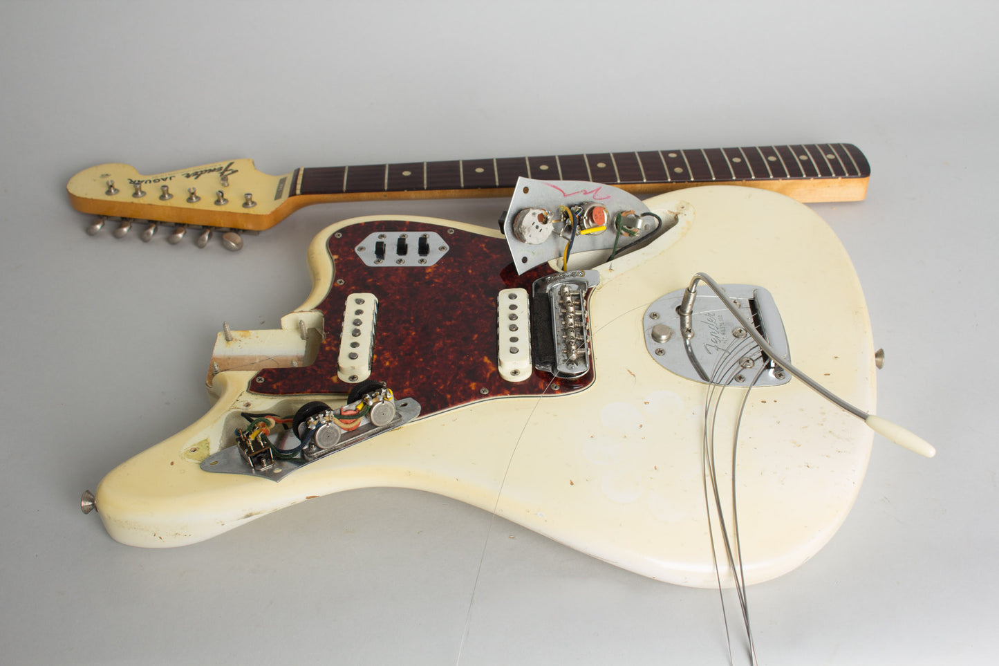 Fender Jaguar Solid Body Electric Guitar (1964)