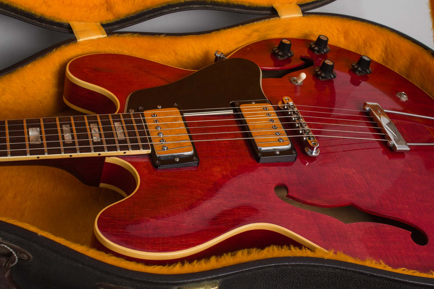 Gibson ES-335TDC Semi-Hollow Body Electric Guitar (1968)