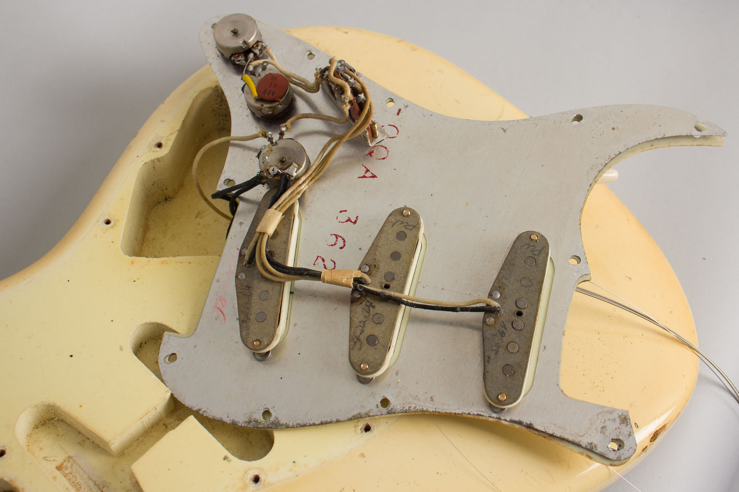 Fender Stratocaster with Gold Hardware Solid Body Electric Guitar (1964)