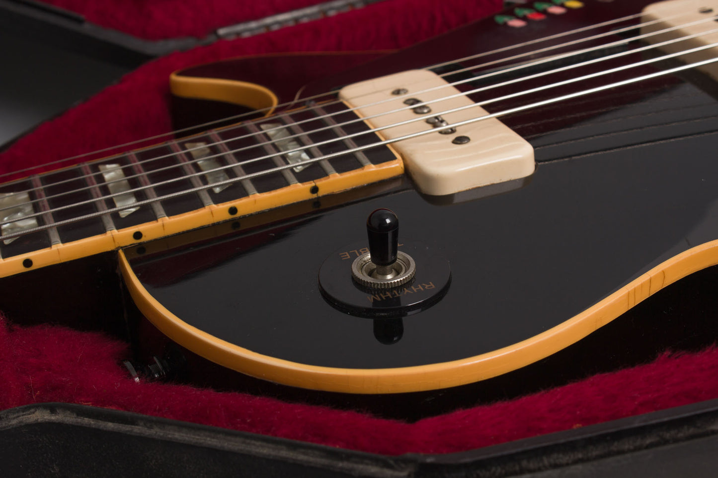 Gibson Les Paul Pro Deluxe Solid Body Electric Guitar (1977)