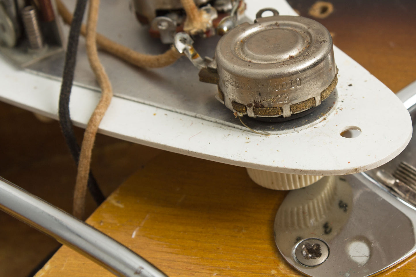 Fender Stratocaster Solid Body Electric Guitar (1957)