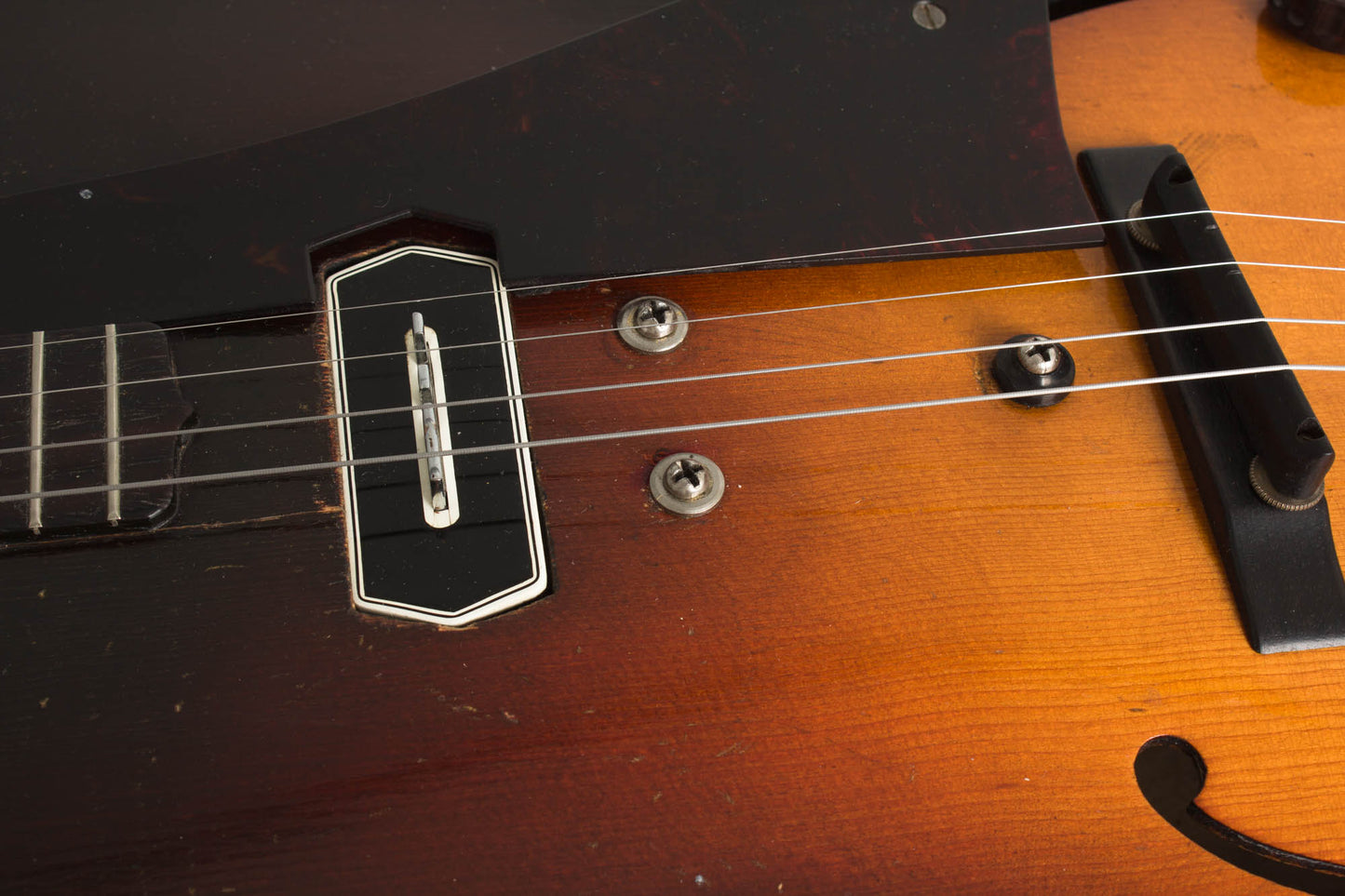 Gibson TG-50 With Charlie Christian Pickup Arch Top Hollow Body Electric Tenor Guitar (1940)