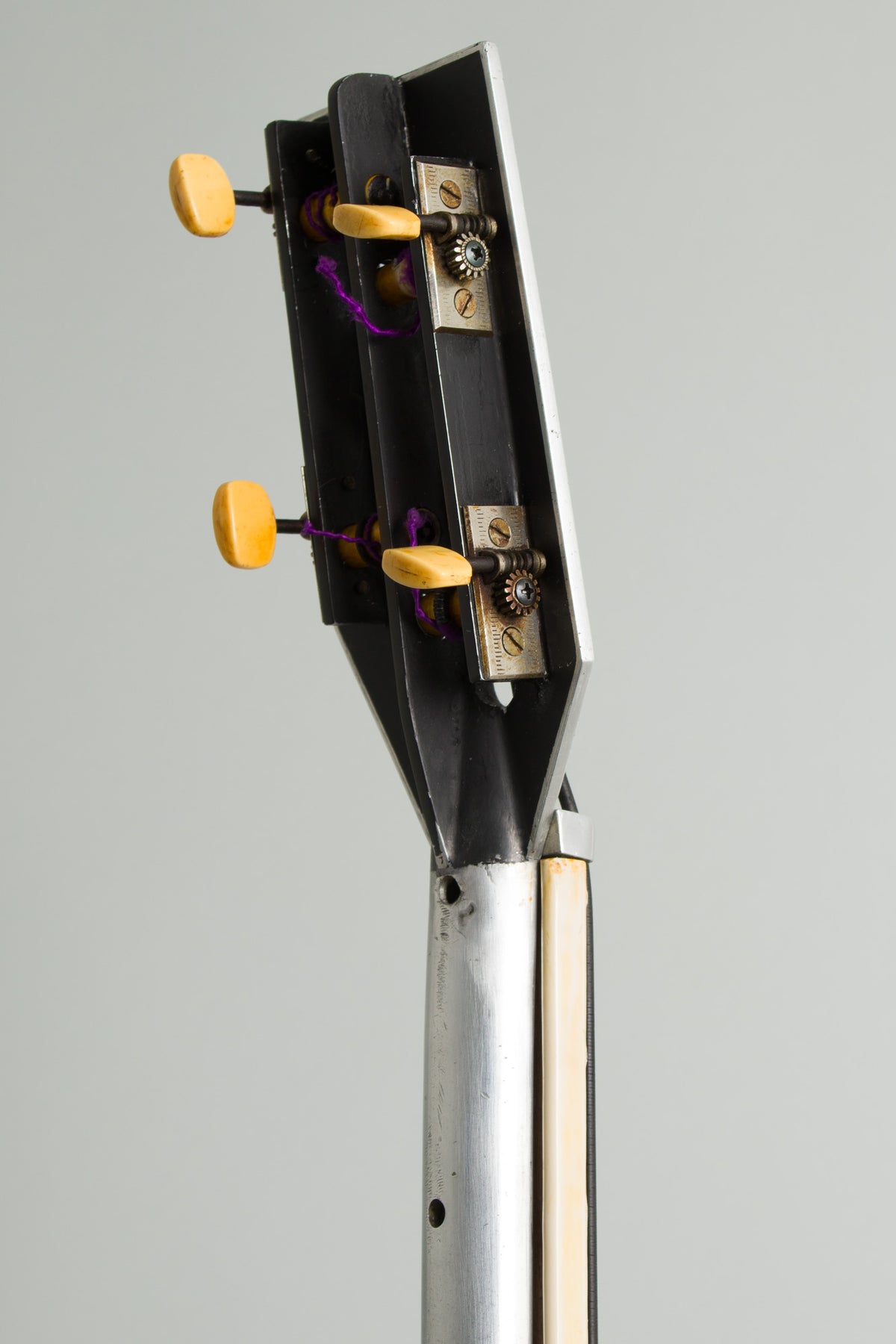 Wandre Rock Basso Solid Body Electric Bass Guitar (1961)