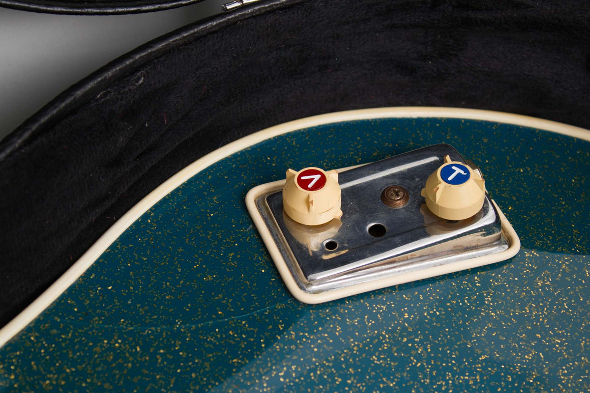 Wandre Waid Bass Semi-Hollow Body Electric Bass Guitar (1962)