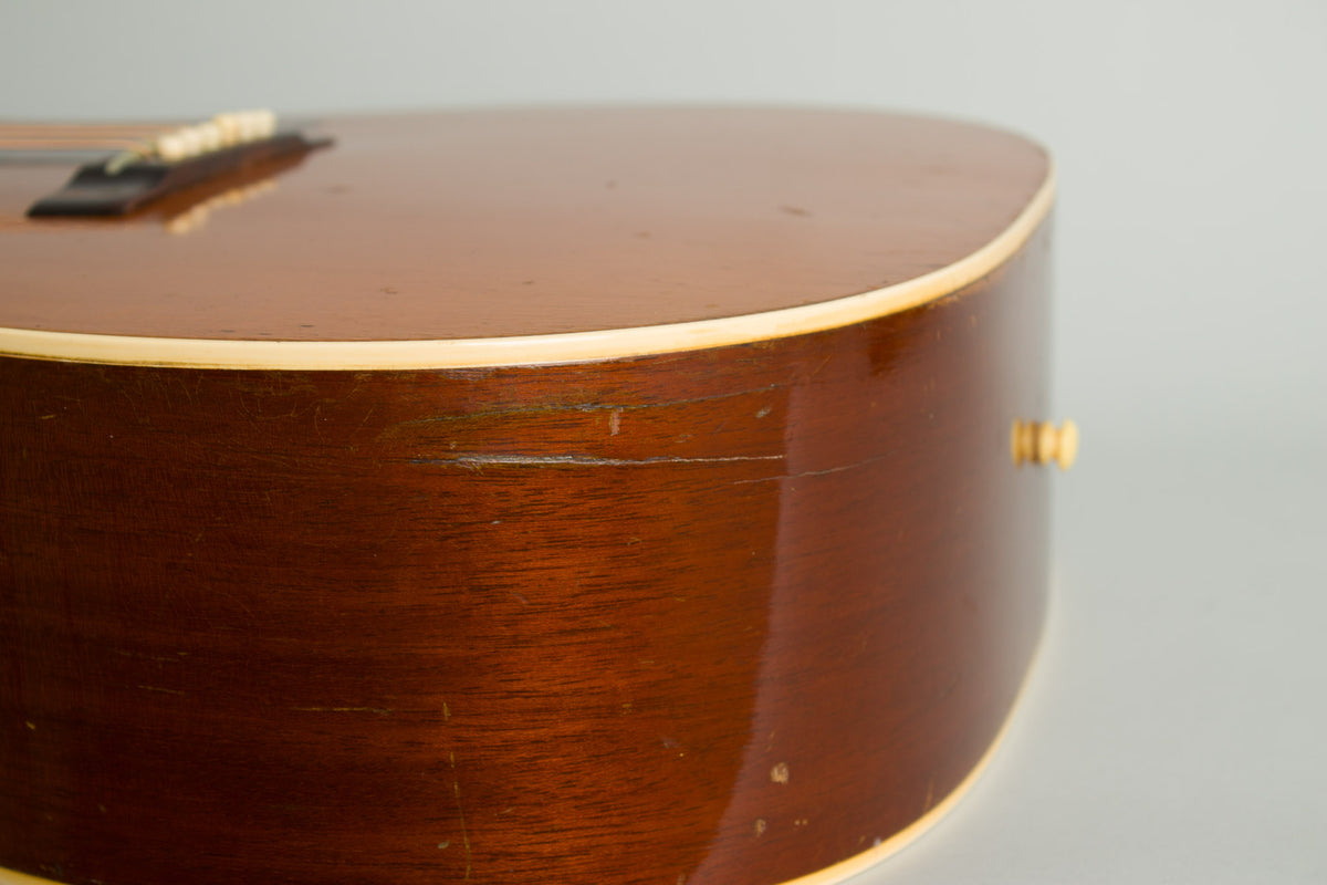 Gibson J-35 Flat Top Acoustic Guitar (1939)