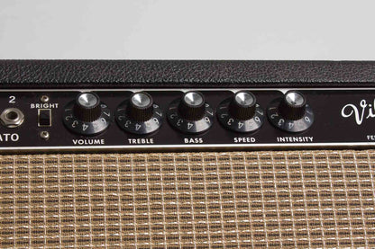 Fender Vibrolux AA763 Tube Amplifier (1964)