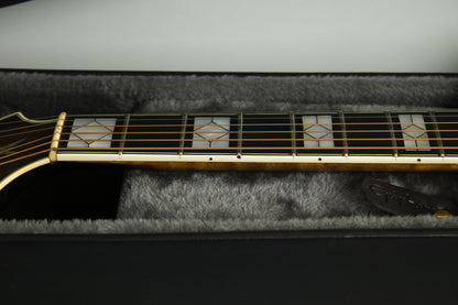 Favilla Deluxe Arch Top Acoustic Guitar (1939)