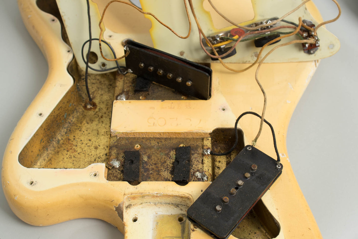 Fender Jazzmaster Solid Body Electric Guitar (1960)
