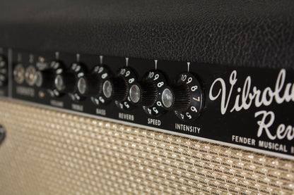 Fender Vibrolux Reverb AA864 Tube Amplifier (1966)