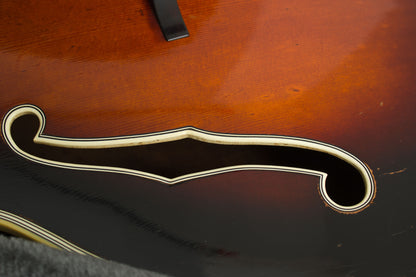 Favilla Deluxe Arch Top Acoustic Guitar (1939)