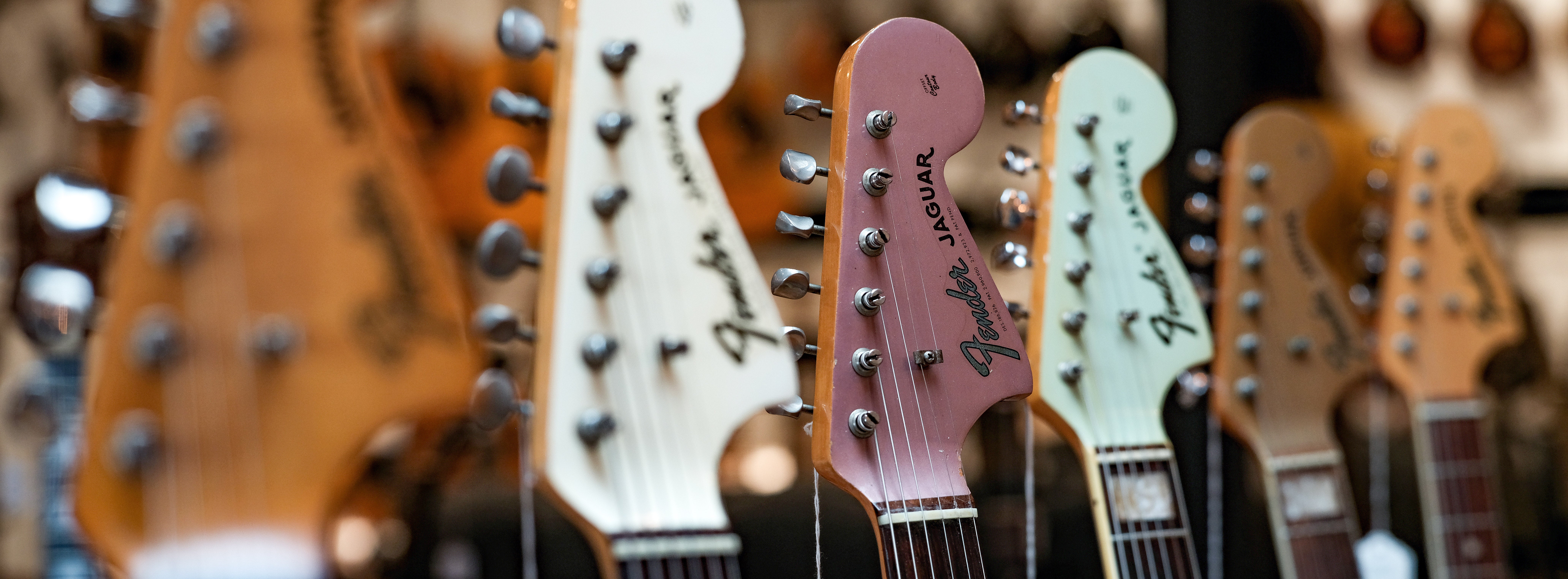 Retrofret Vintage Guitars, Brooklyn NY – RetroFret