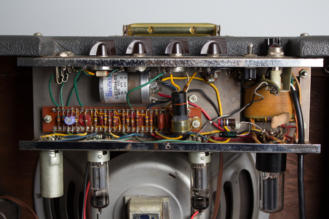 Epiphone  EA-35T Devon Tremolo Tube Amplifier (1962)