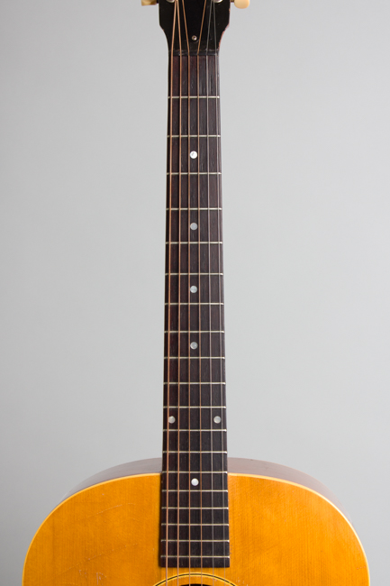 Gibson  J-35 Flat Top Acoustic Guitar  (1941)