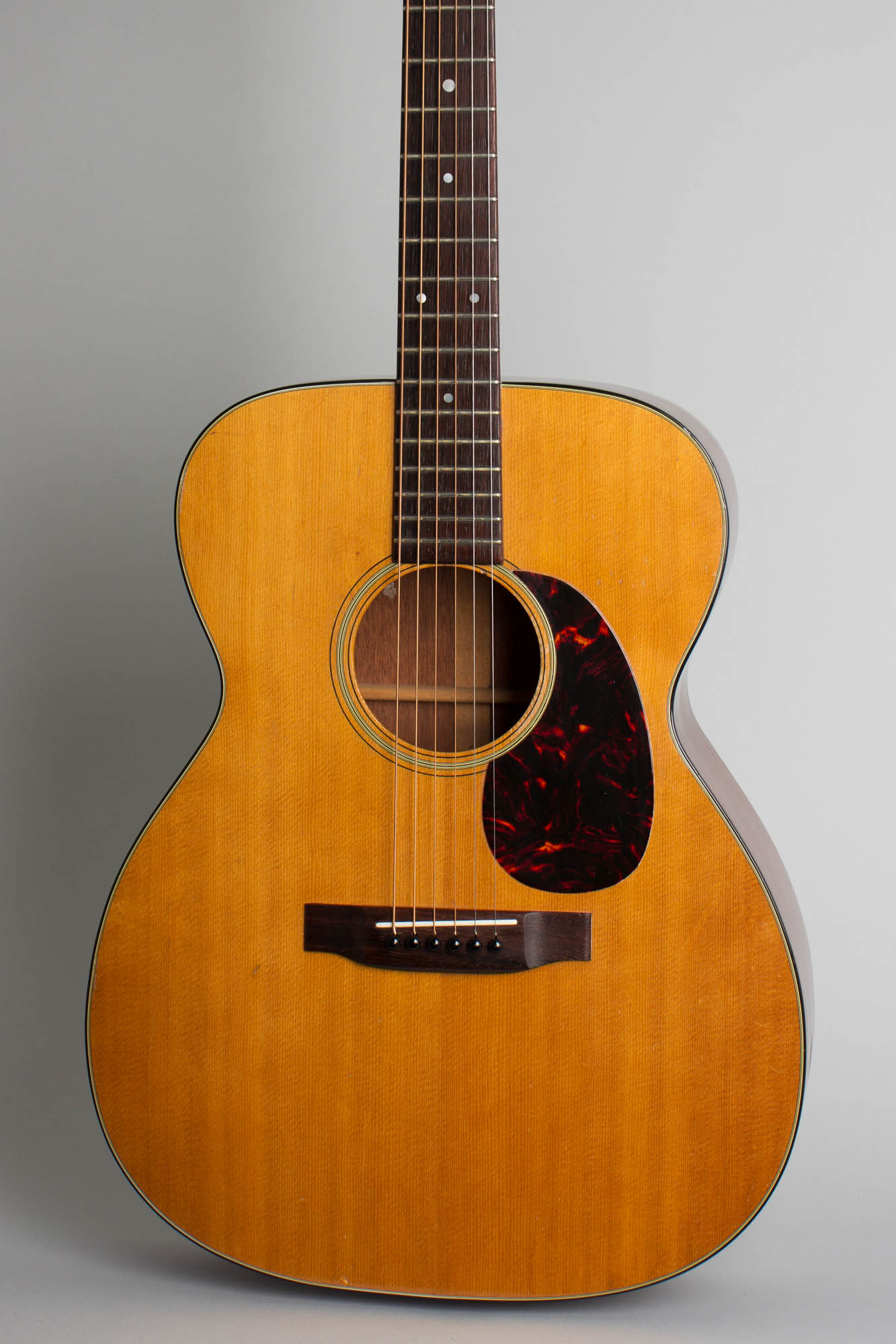 C. F. Martin 000-18 Flat Top Acoustic Guitar (1967) | RetroFret