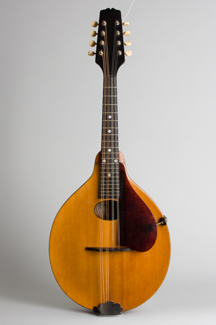 Gibson  A-Junior Snakehead Carved Top Mandolin  (1924)