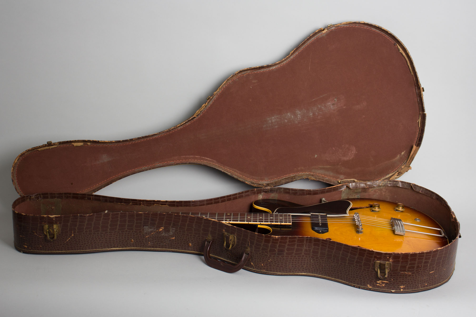 Gibson ES-330T Thinline Hollow Body Electric Guitar (1962) | RetroFret