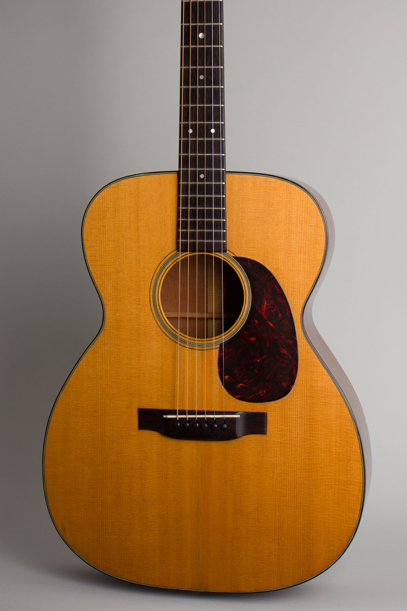 C. F. Martin 000-18 Flat Top Acoustic Guitar (1951) | RetroFret