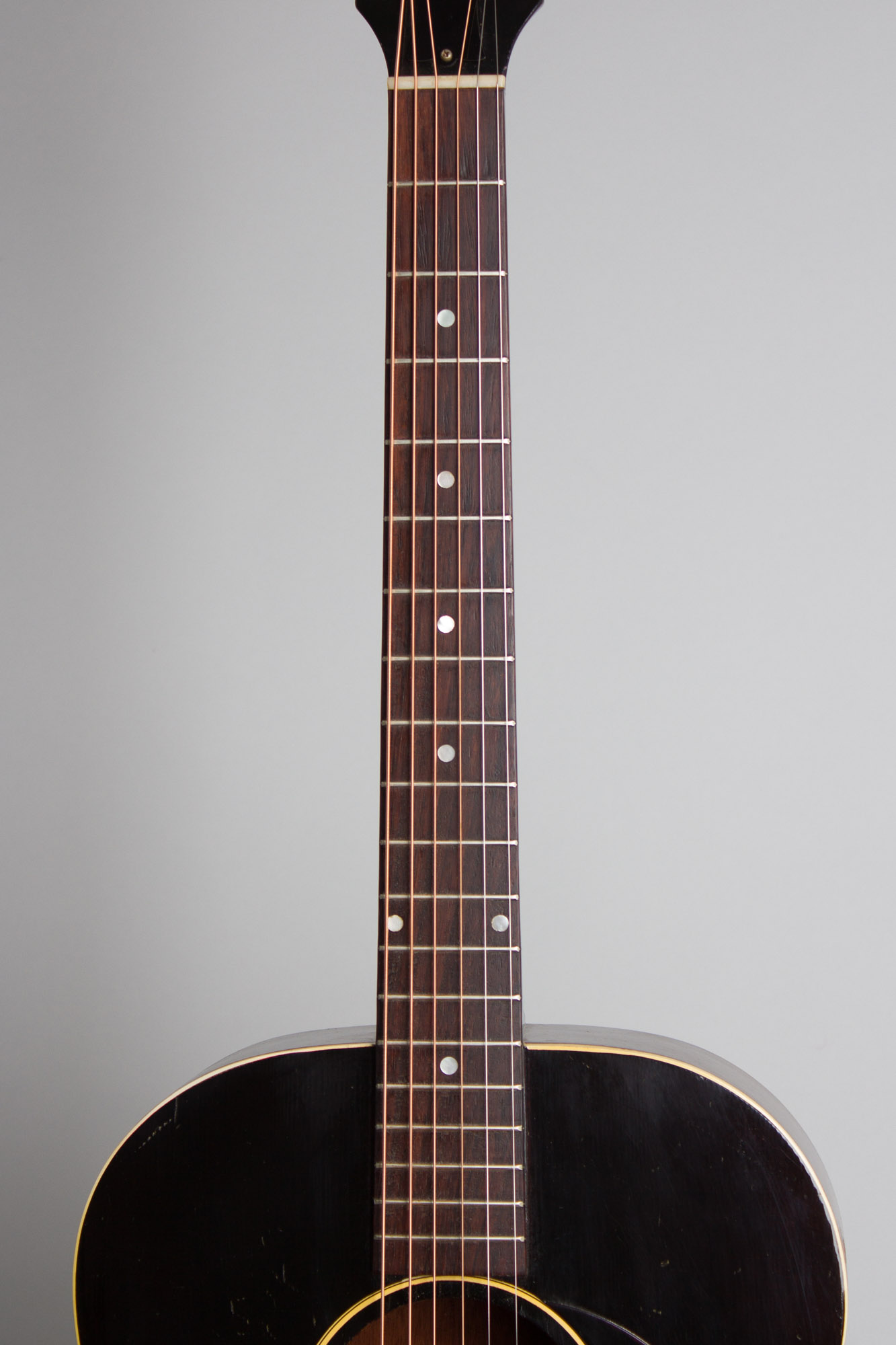 Gibson LG-1 Flat Top Acoustic Guitar (1952) | RetroFret